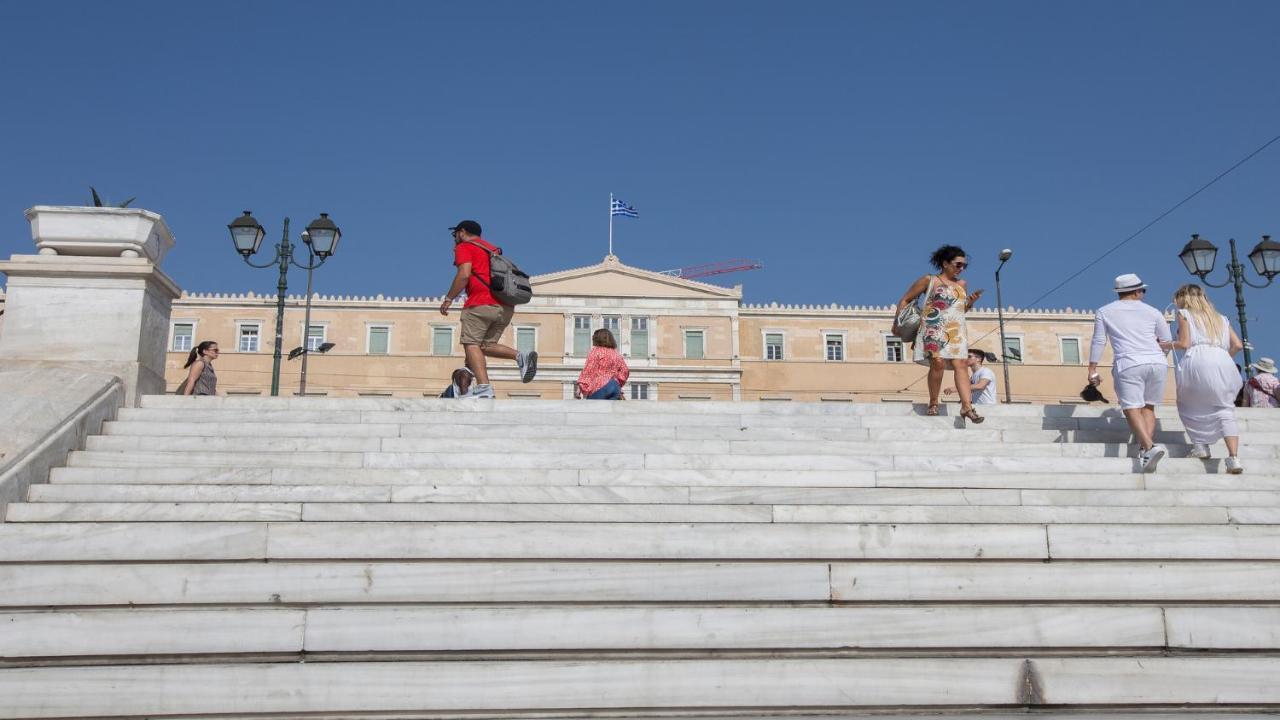 Ermou Stylish Suites By Ghh Athens Exterior photo